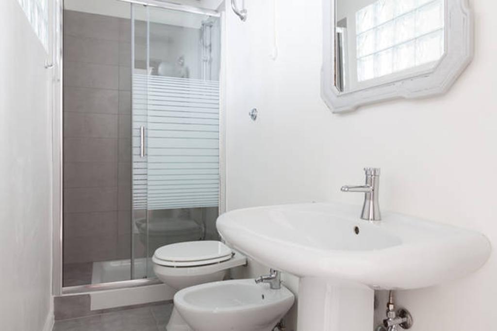 Domus Merulana Bed And Breakfast Roma Quarto foto